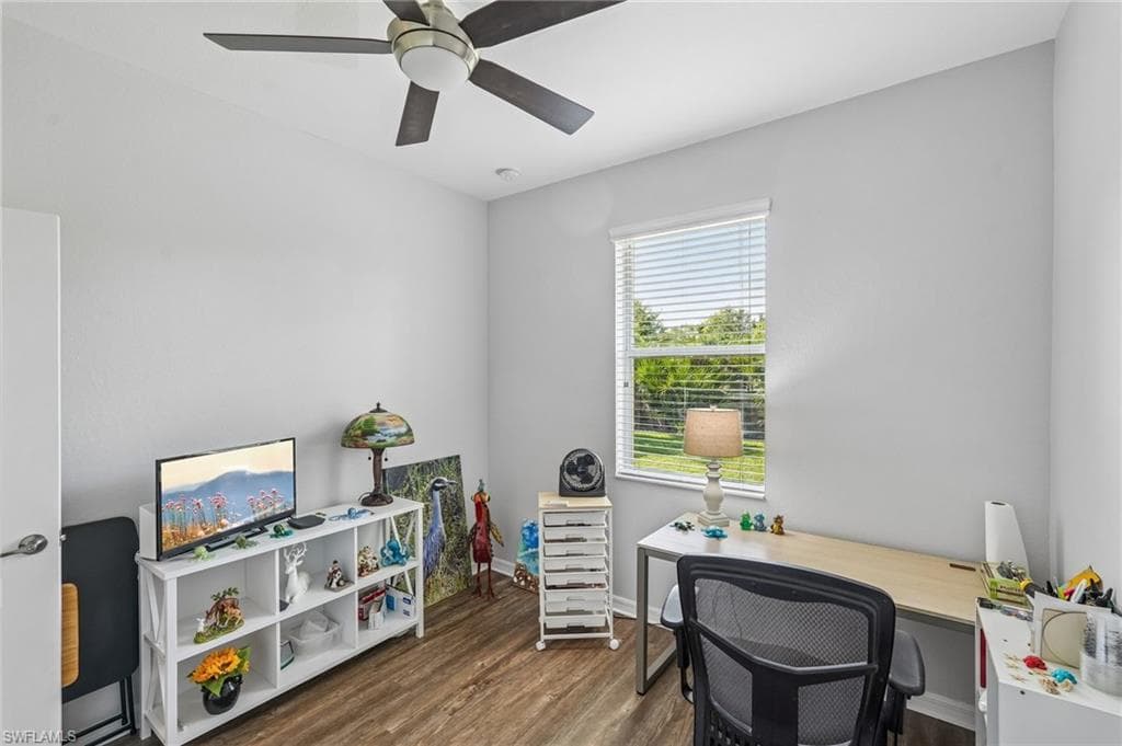 2536 Laurentina LN photo 14 of 31