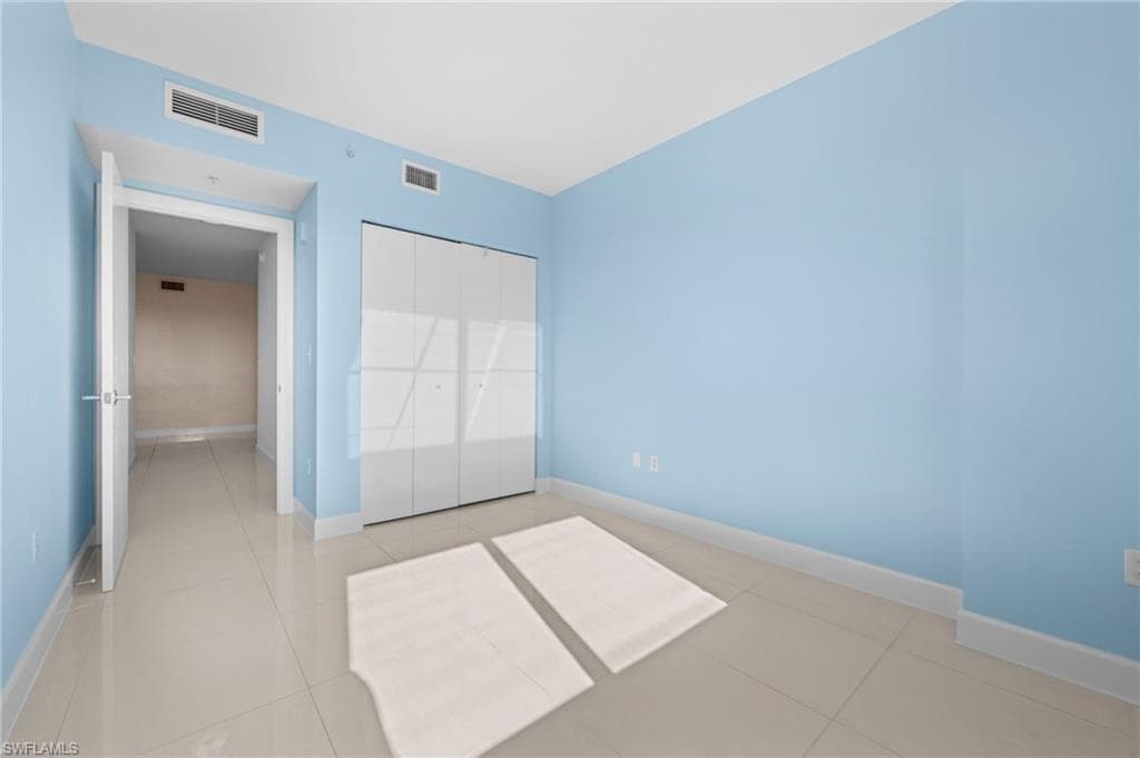 3000 Oasis Grand BLVD 1603 photo 23 of 48