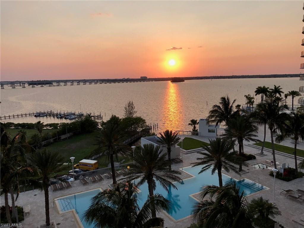 These are your sunset views from the 16th floor!