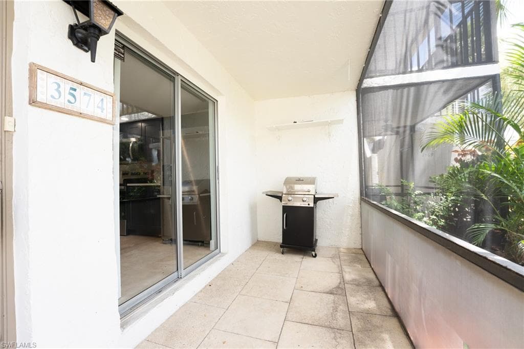 3574 Antarctic CIR 2107 photo 2 of 19