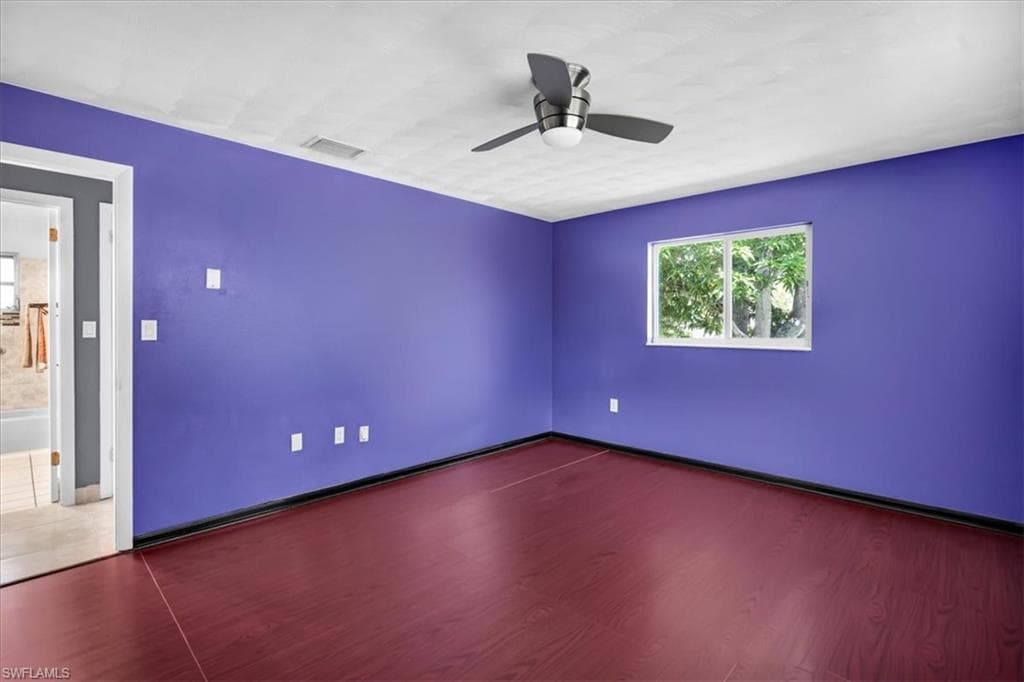 2373 Chandler AVE photo 8 of 50