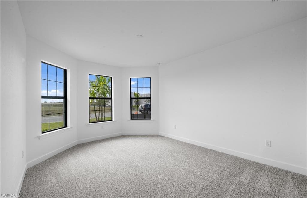 Photos are of similar Stellar home. Homes may vary.
