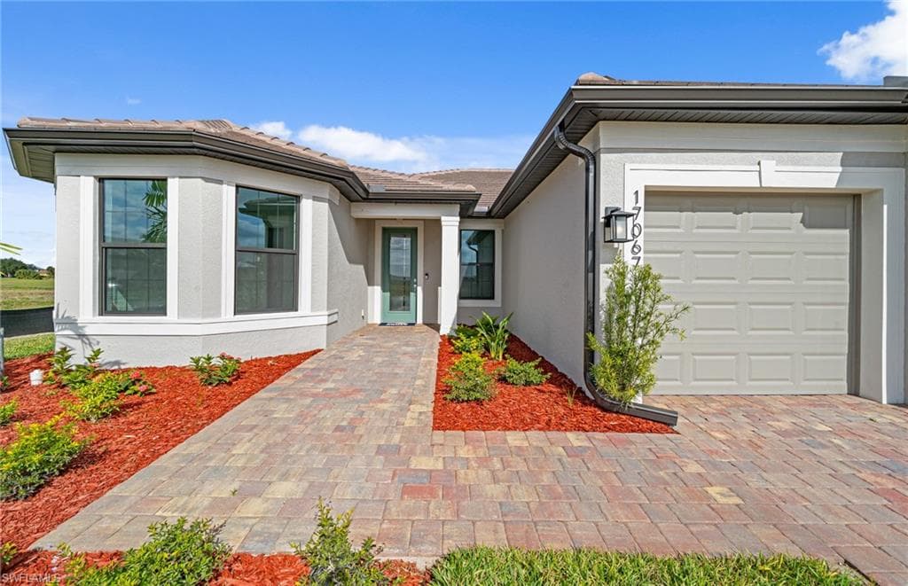 Photos are of similar Stellar home. Homes may vary.
