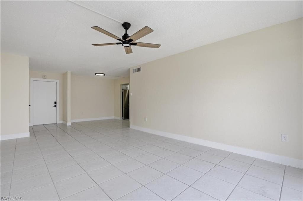 3704 Broadway 205 photo 7 of 21