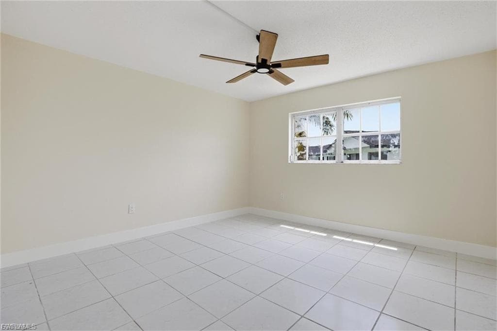 3704 Broadway 205 photo 8 of 21