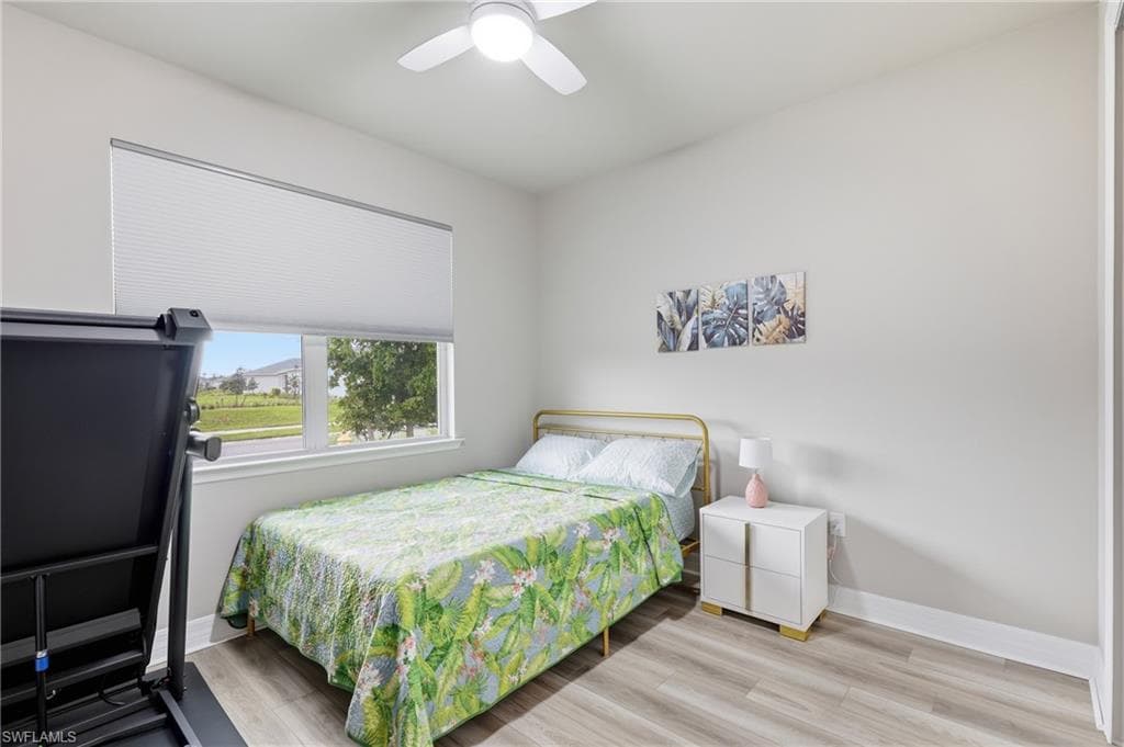 Bedroom with guest bath adjencent