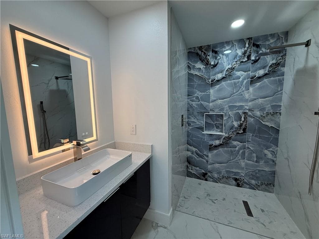 363 Montura AVE photo 22 of 38