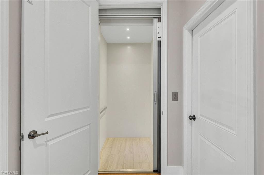 Private Elevator