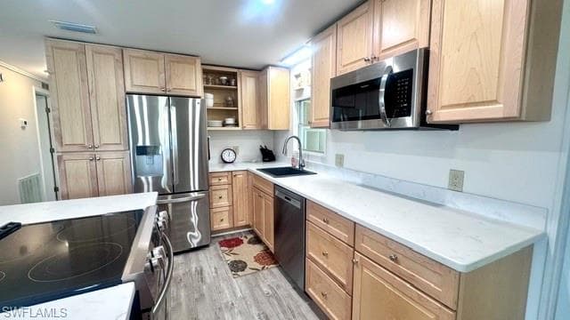 5526 Miles Standish LN photo 7 of 43