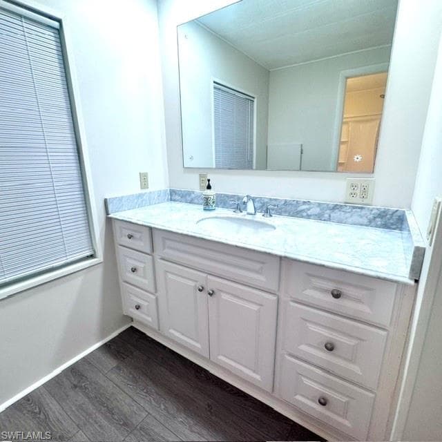 5526 Miles Standish LN photo 11 of 43