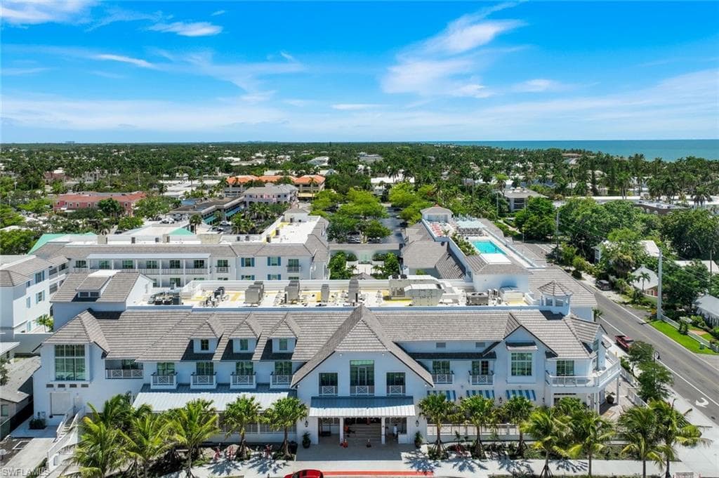 Olde Naples Hotel