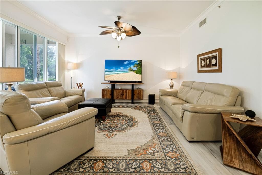 Spacious living room