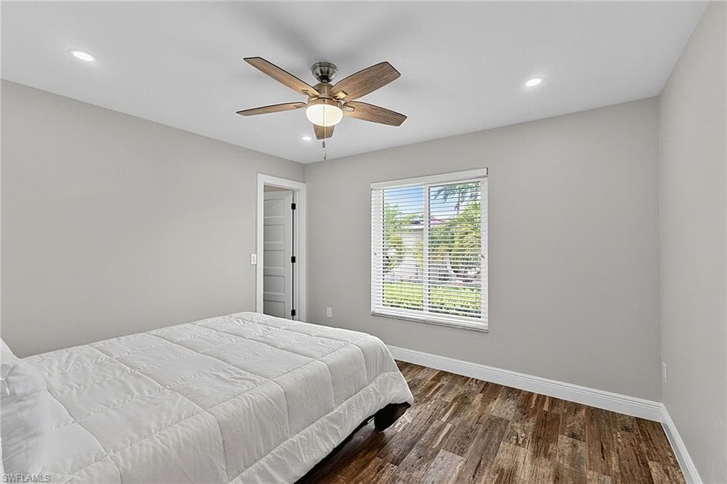 1230 Swan CT photo 23 of 48