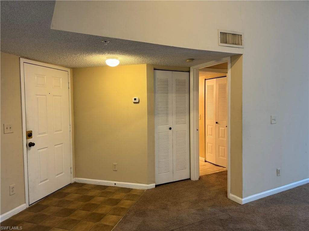 13621 Eagle Ridge DR 1527 photo 3 of 13