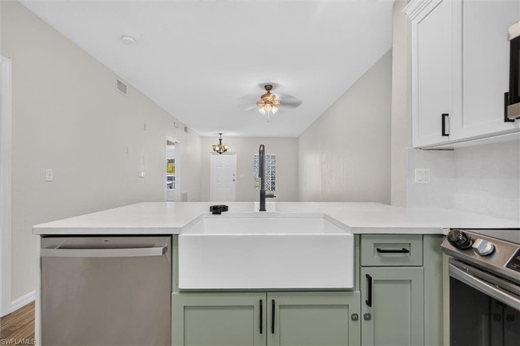 8555 Bernwood Cove LOOP 107 photo 11 of 30