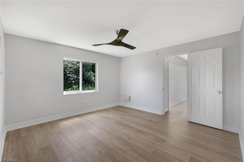 3051 Sandpiper Bay CIR I101 photo 12 of 27