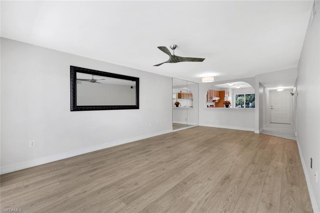 3051 Sandpiper Bay CIR I101 photo 5 of 27