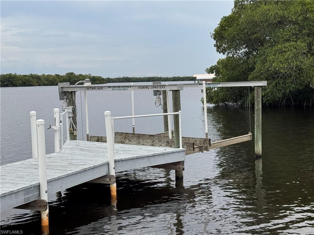 Dock and lift