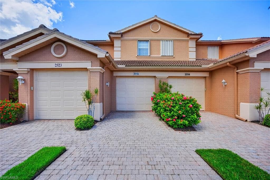 13981 Lake Mahogany BLVD 2513 photo 30 of 34