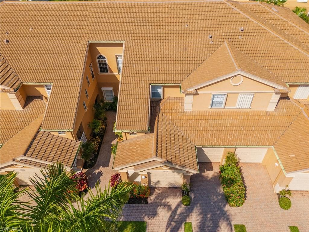 13981 Lake Mahogany BLVD 2513 photo 33 of 34