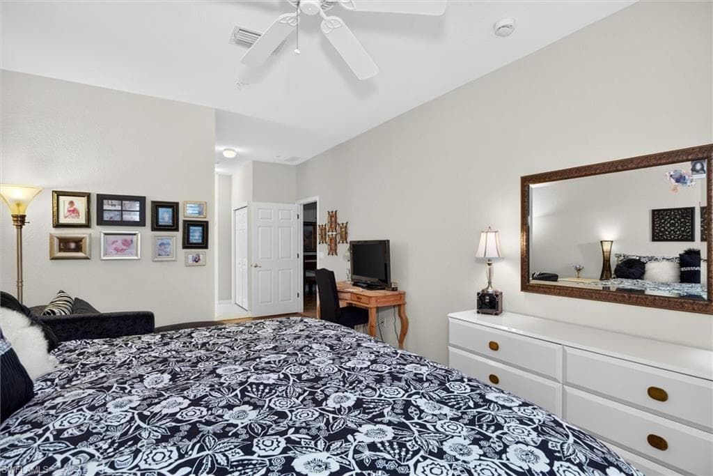 13981 Lake Mahogany BLVD 2513 photo 18 of 34