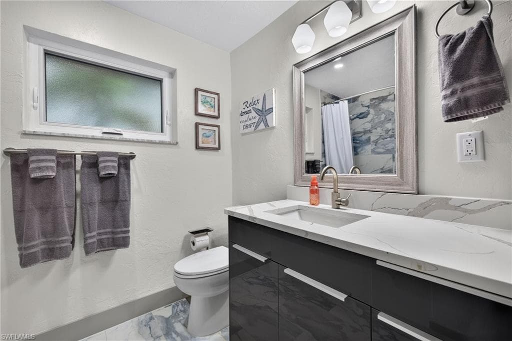 701 Santa Margerita LN photo 20 of 26