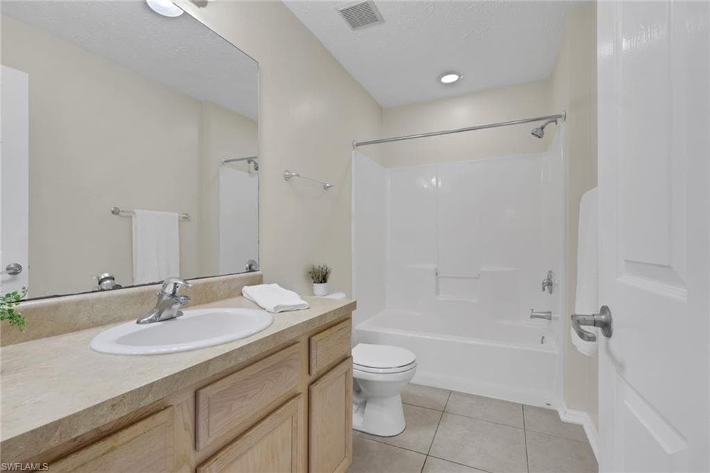 254 Leawood CIR photo 20 of 28