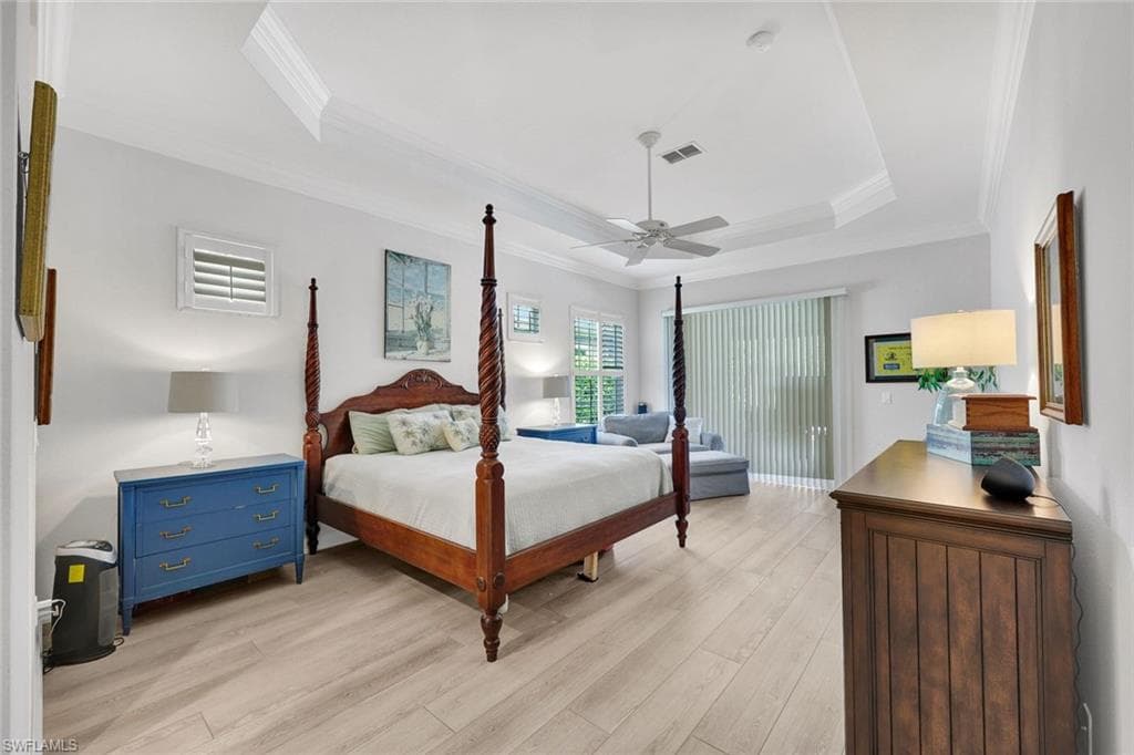 16075 Parque LN photo 12 of 31