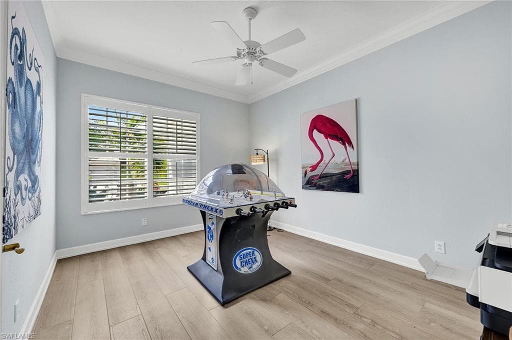 16075 Parque LN photo 19 of 31