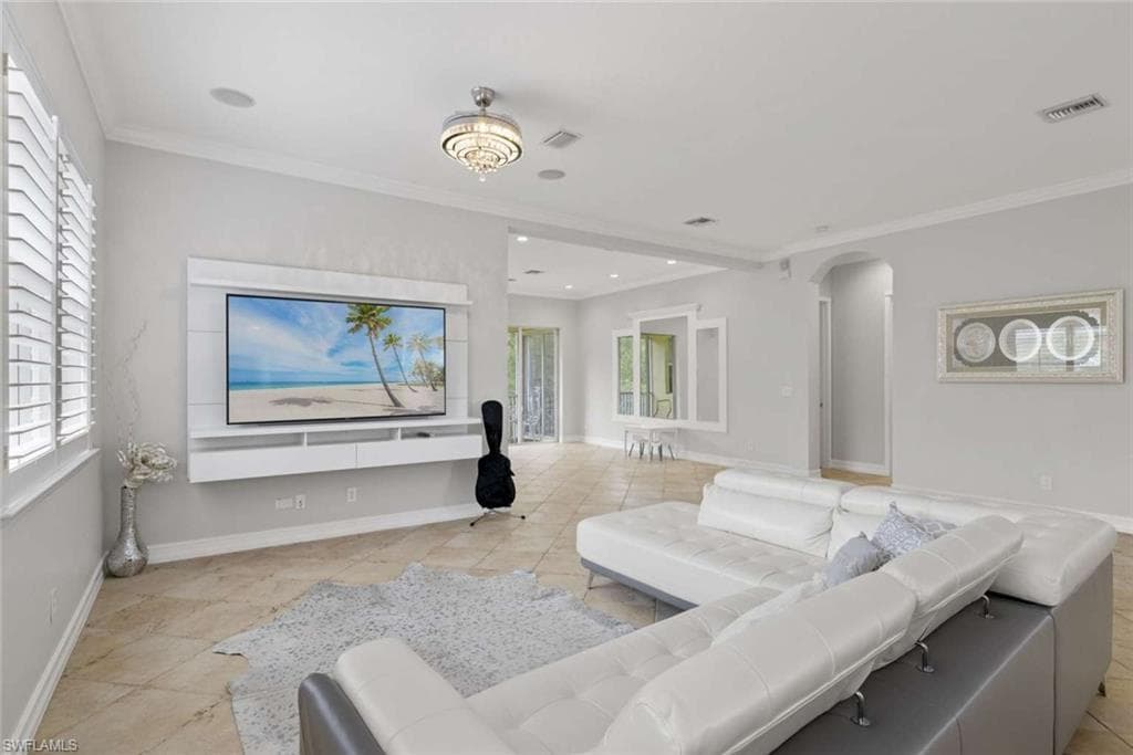 7080 Bergamo WAY 201 photo 7 of 24
