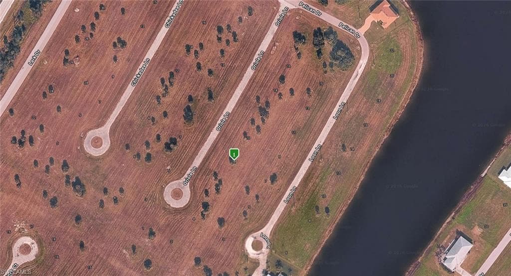 Aerial Map. Displaying the property's location and surrounding infrastructure