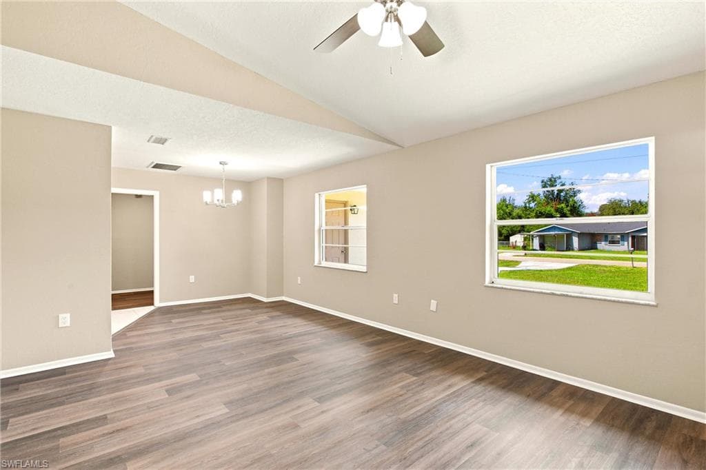 2848 Norman AVE photo 9 of 50