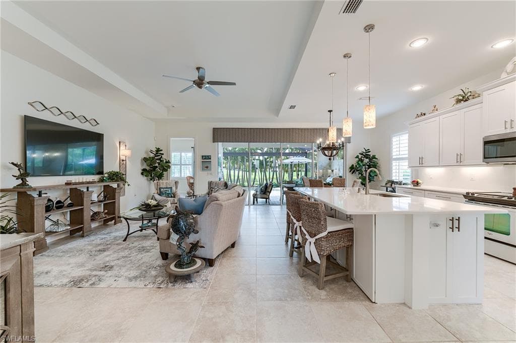 10566 Carena CIR photo 6 of 50
