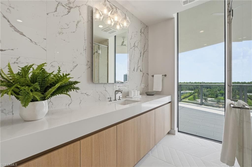 5100 Seagrass BLVD 306 photo 37 of 50