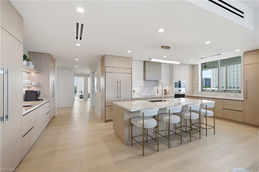 5100 Seagrass BLVD 306 photo 15 of 50