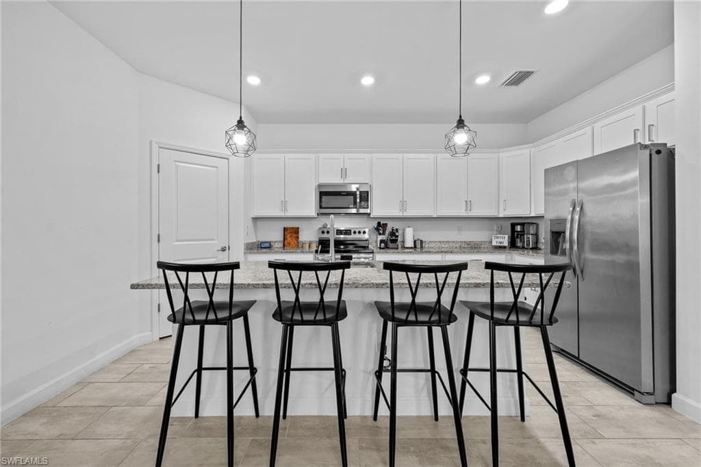 13845 Pine Lodge LN photo 11 of 45