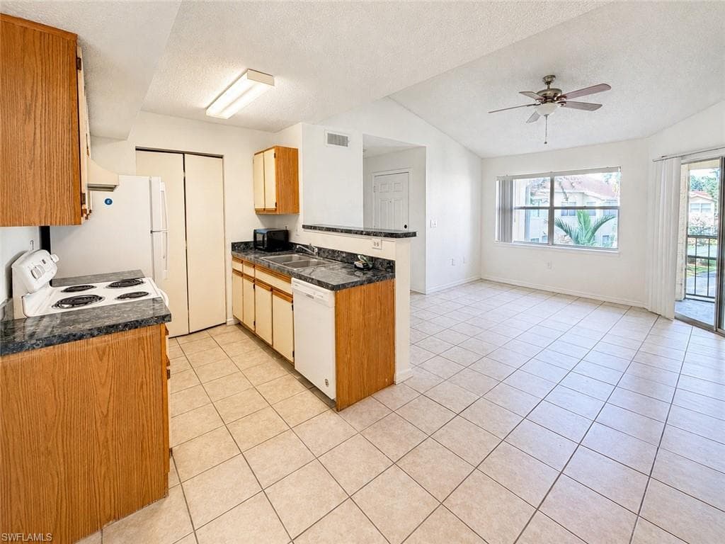 12640 Equestrian CIR 1912 photo 12 of 23