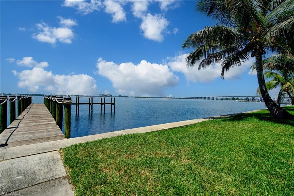 A community boating & fishing dock is just steps from the building