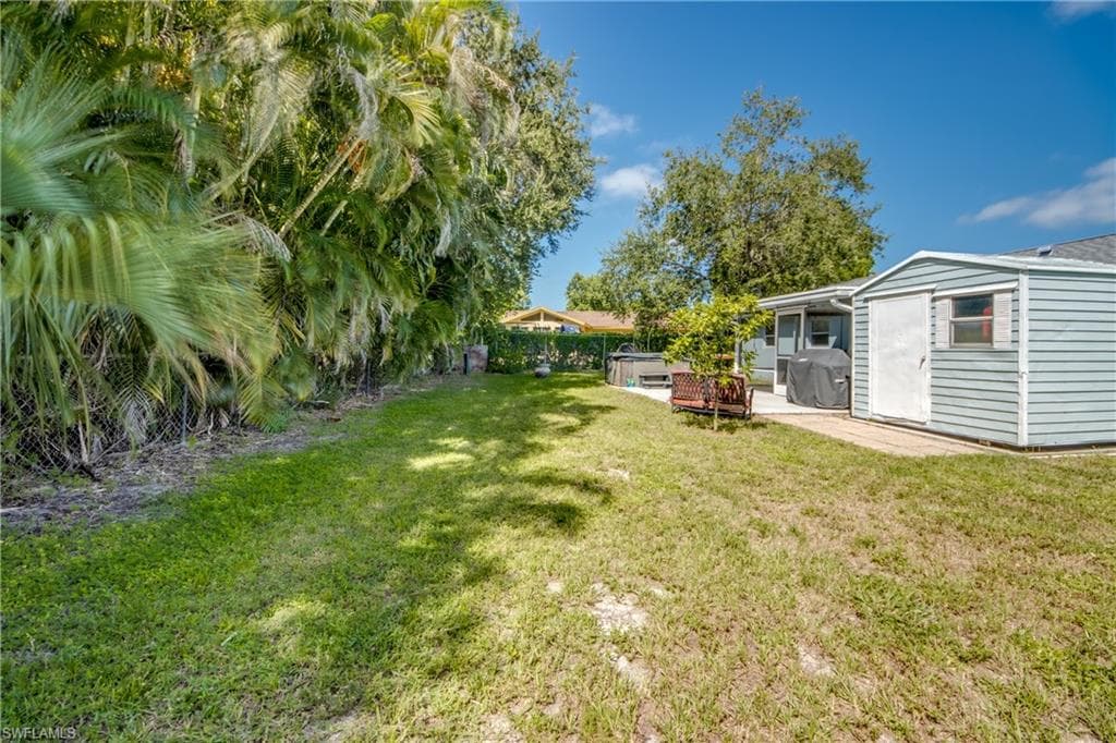 2912 Poinciana DR photo 44 of 47