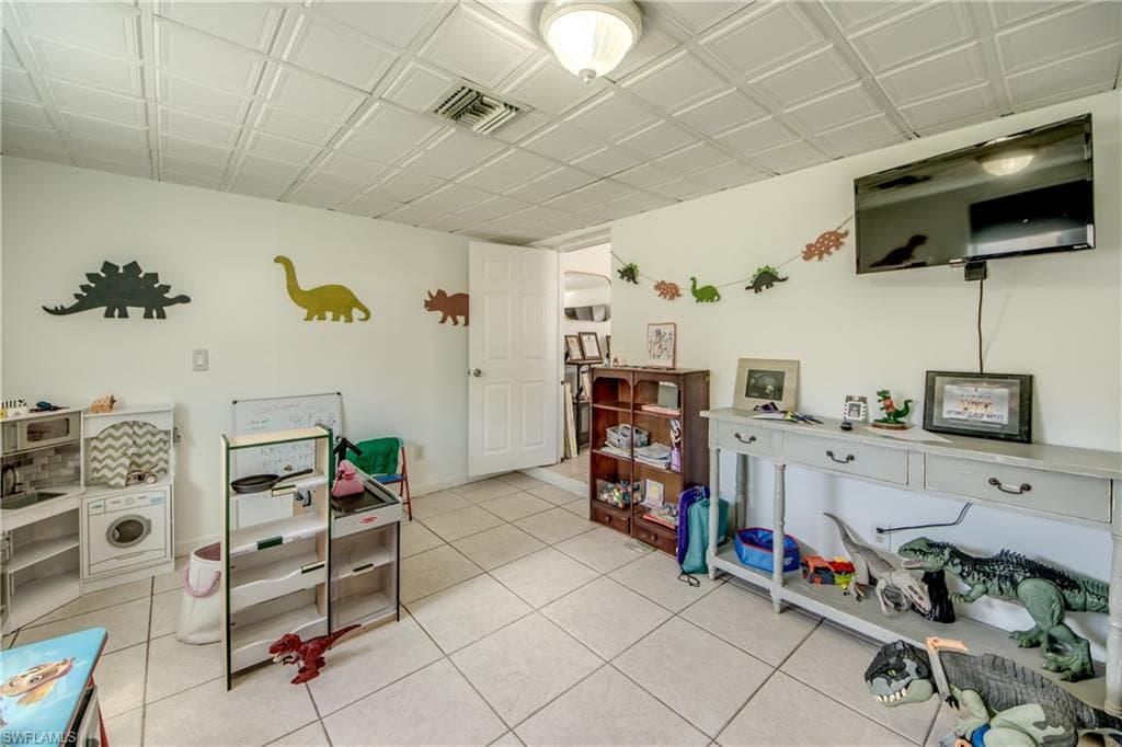 2912 Poinciana DR photo 29 of 47