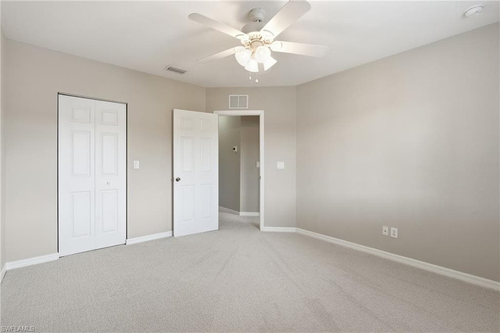 9829 Roundstone CIR photo 31 of 50