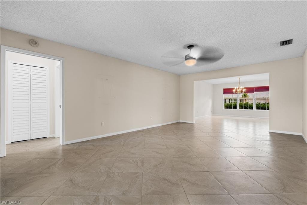 1238 N Brandywine CIR photo 6 of 46