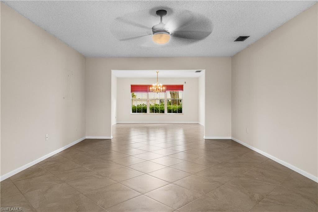 1238 N Brandywine CIR photo 5 of 46
