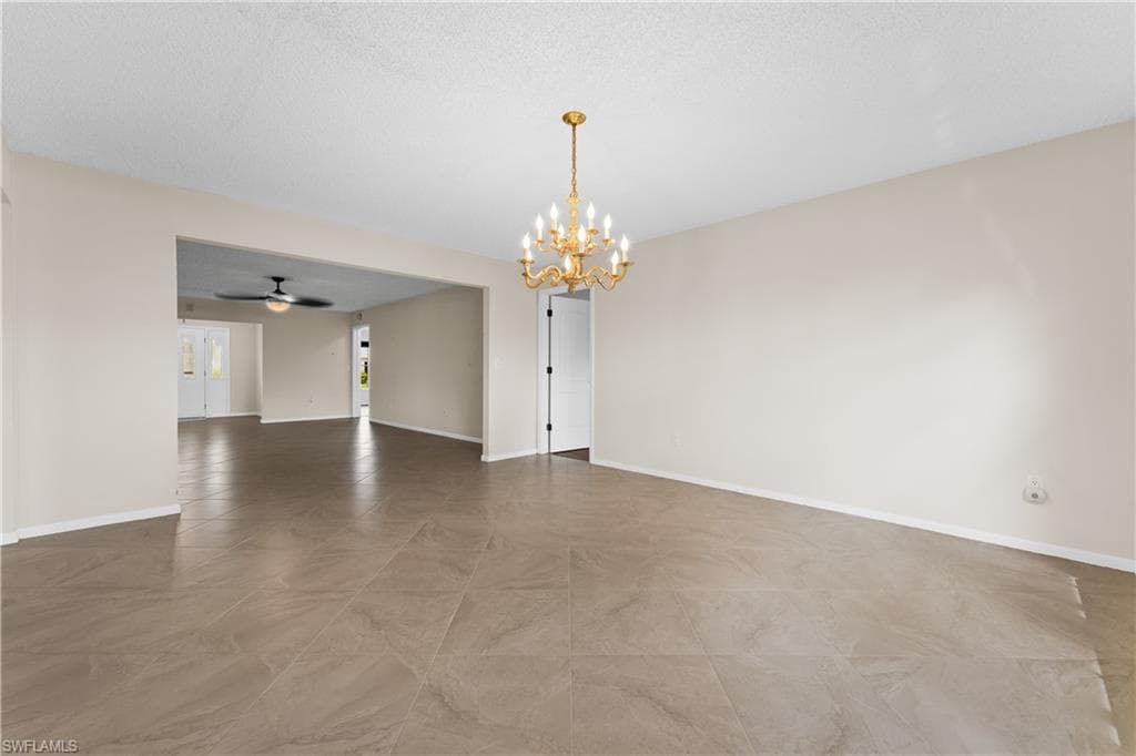 1238 N Brandywine CIR photo 10 of 46