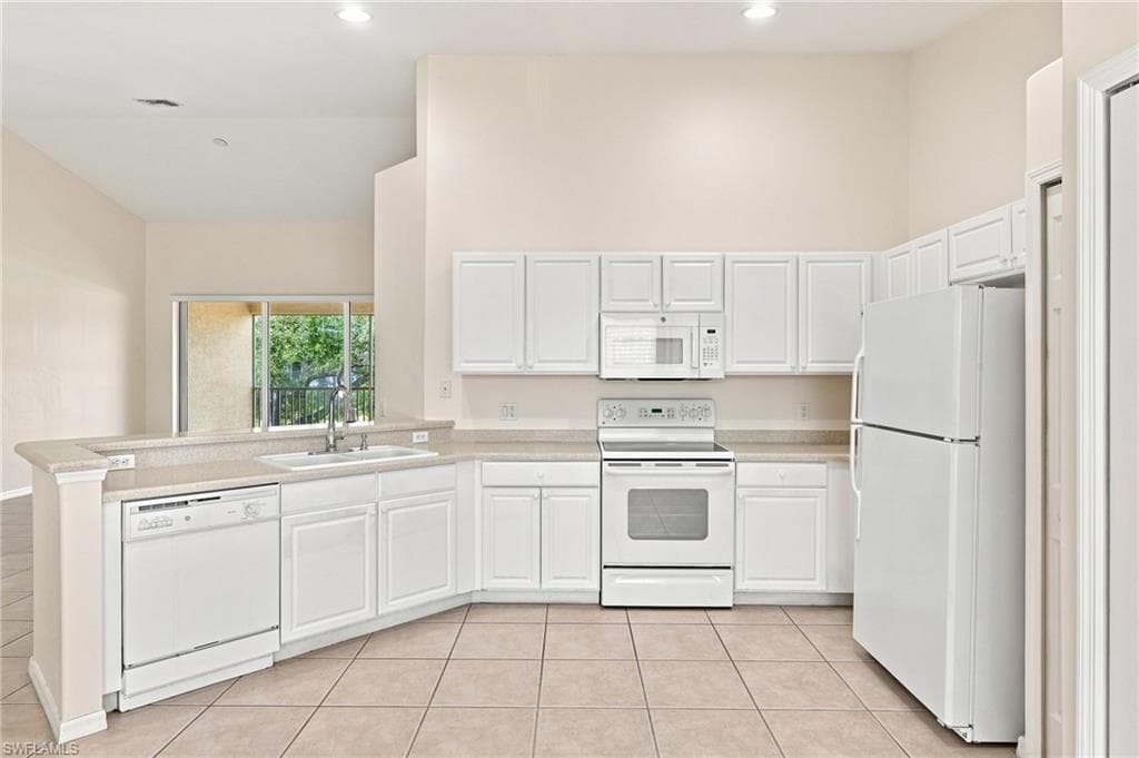 10110 Colonial Country Club BLVD 108 photo 4 of 25