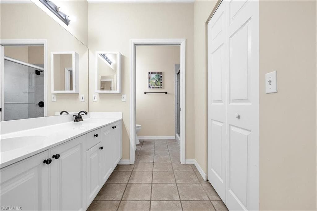 250 Robin Hood CIR 202 photo 23 of 38