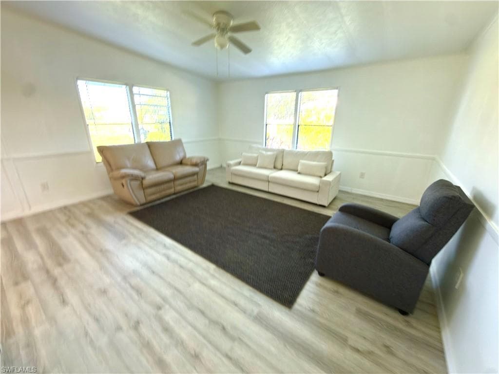 115 Calais CT photo 18 of 31