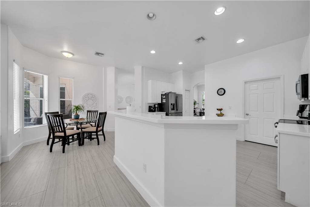 11142 Lakeland CIR photo 27 of 50