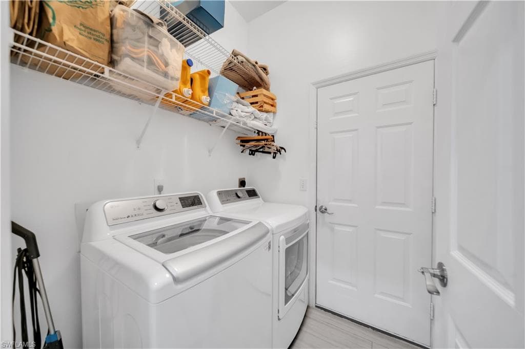 11142 Lakeland CIR photo 32 of 50