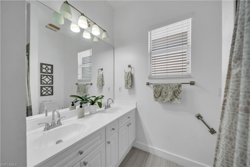 11142 Lakeland CIR photo 21 of 50